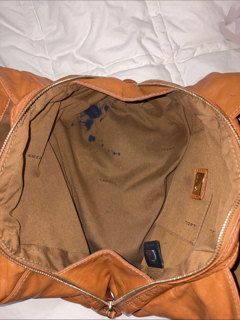 VINTAGE fendi Leather Shoulder Bag with Gold Logo Buckle - Picture 16 of 16